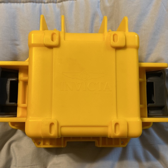 Invicta 1 Slot Dive Impact Case Yellow - Picture 4 of 4